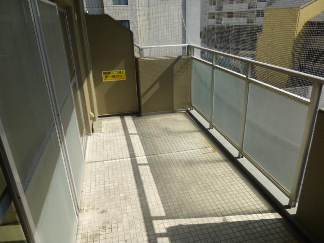 Balcony. Local (10 May 2013) Shooting
