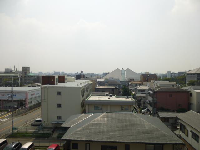 View photos from the dwelling unit