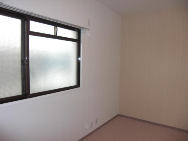 Non-living room. Western-style 6.6 Pledge