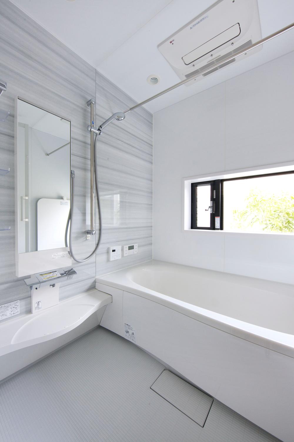 Same specifications photo (bathroom)