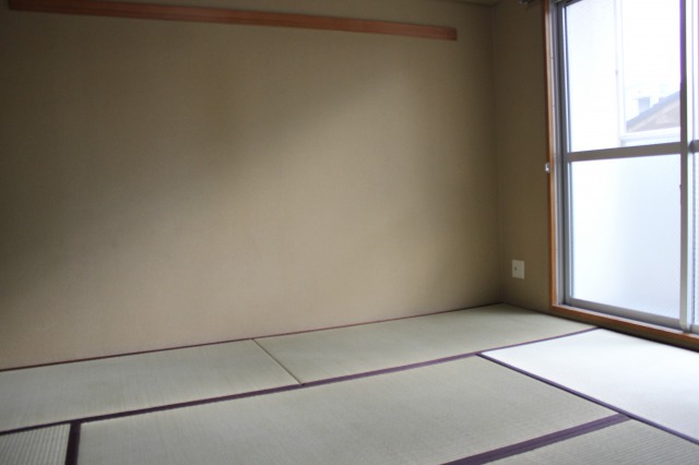 Other room space. I Japanese-style room is also a good day