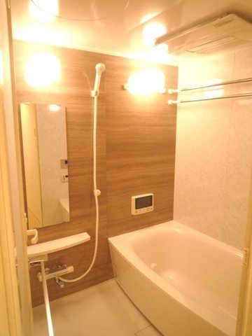 Bath. Bathroom TV ・ Reheating function ・ Bathroom bathroom dryer with