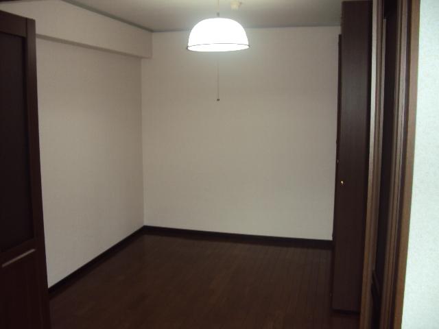 Non-living room. ■ Western-style 6 Pledge is a room that faces the living room, Would you like to bedroom ■