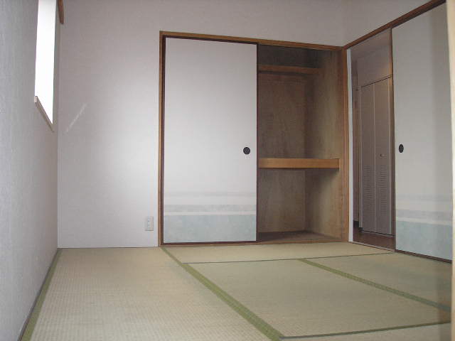 Entrance. Japanese style room