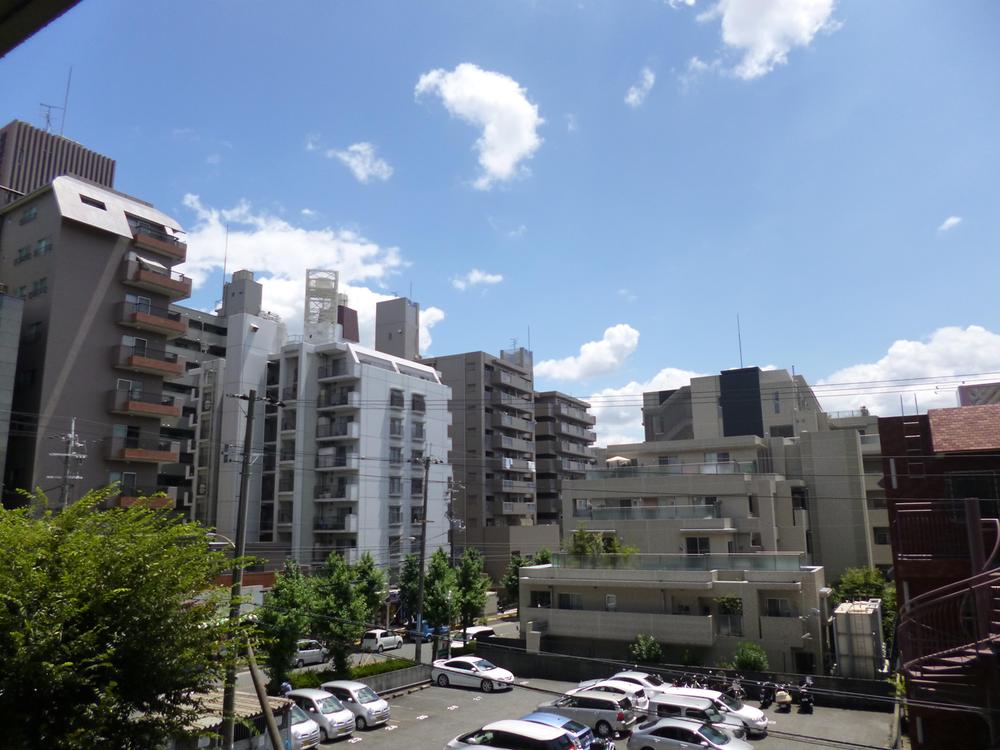 View photos from the dwelling unit. View from the site (August 2013) Shooting