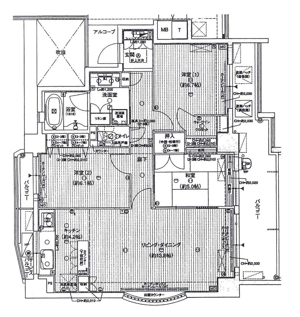 Floor plan. 3LDK, Price 32,800,000 yen, Occupied area 82.01 sq m , Balcony area 18.05 sq m room spacious ・ Rich balcony attractive It is also in town. Is also apartment without saying location.