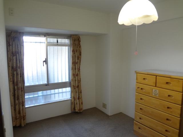 Non-living room