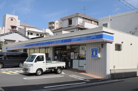 Convenience store. Lawson Toyonaka Hattorinishi-cho 3-chome up (convenience store) 481m