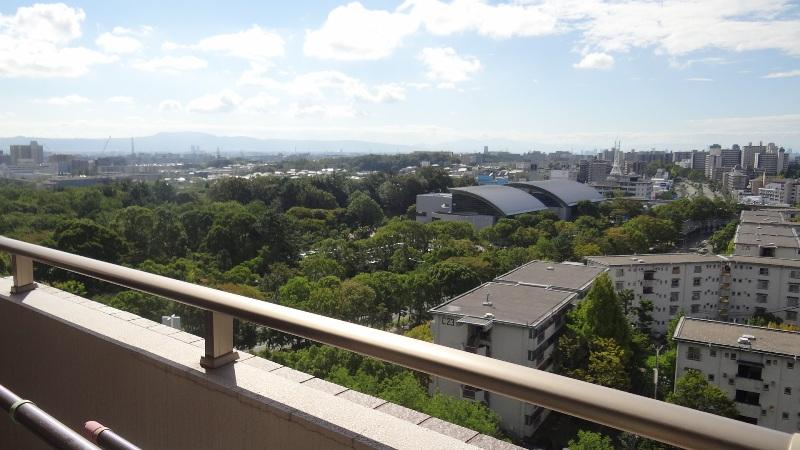 View photos from the dwelling unit. View from the site (October 2013) Shooting