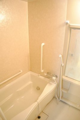 Bath. Is Reheating featured large bathroom. Of course barrier-free design!