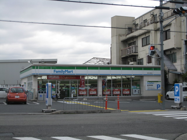 Convenience store. FamilyMart Toyonaka Daikoku store (convenience store) to 454m