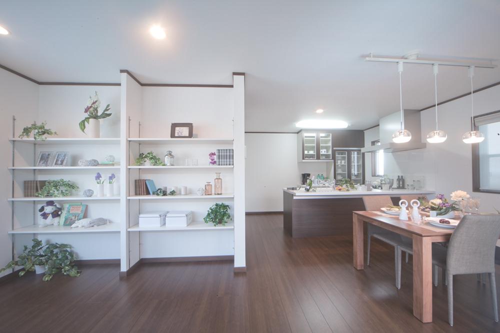 Living. Excellent is flat 35S corresponding housing to the energy saving of the high reference