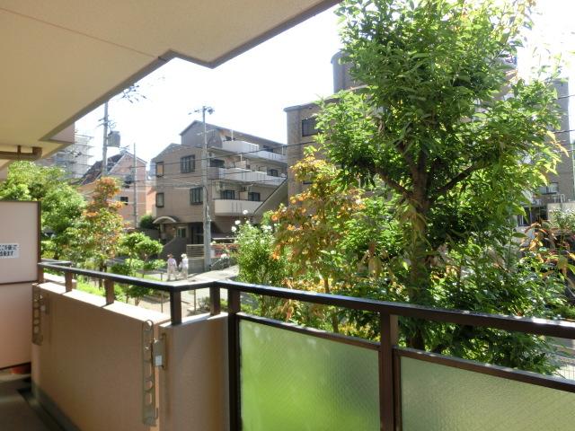 View photos from the dwelling unit