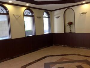 Entrance. Common areas