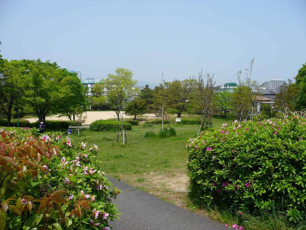 park. 20m to Takemi park