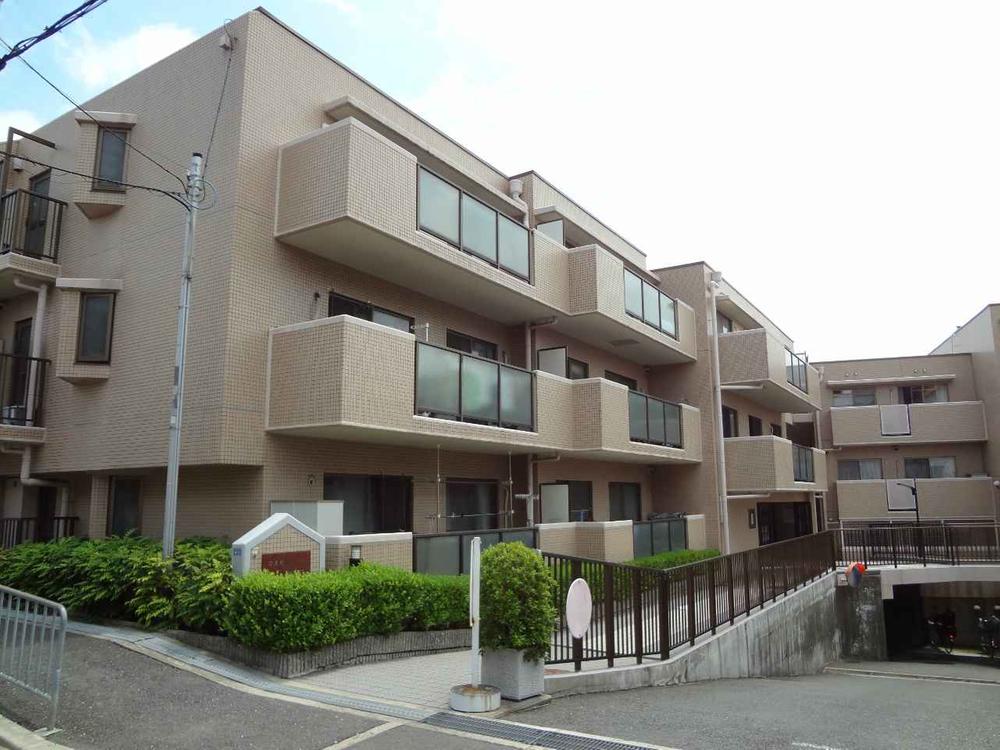 Osaka Toyonaka Uenohigashi 1