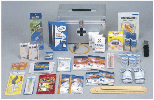 earthquake ・ Disaster-prevention measures.  [Disaster prevention stockpile warehouse] Including the first-aid kit, Cloth stretcher, bar, shovel, jack, Stock the emergency goods such as saws. Feature in the event of a disaster (image photo)