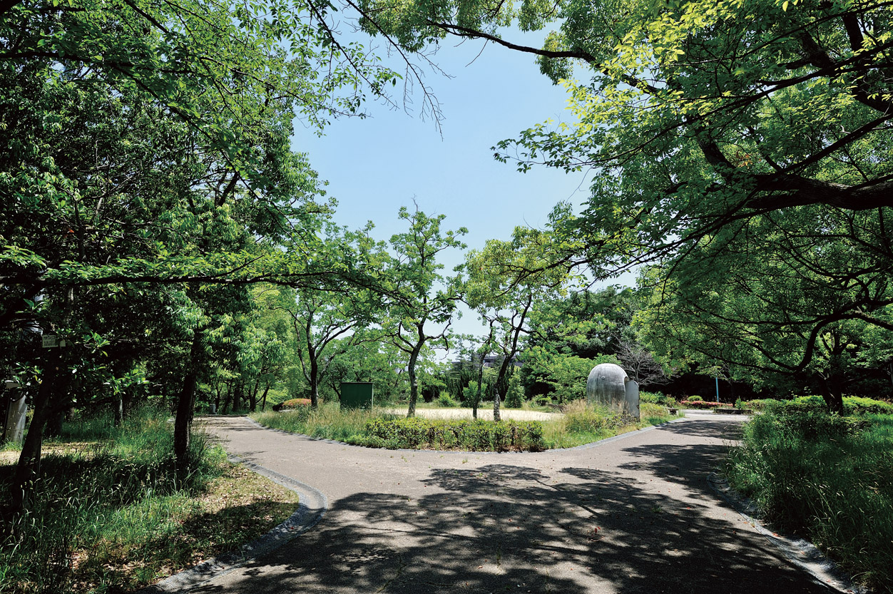 Surrounding environment. Chisato Nishimachi park (6-minute walk ・ About 470m)