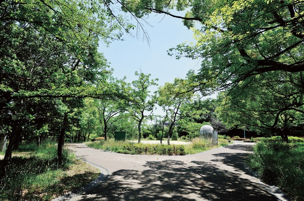 6-minute walk of Chisato Nishimachi park (about 470m)