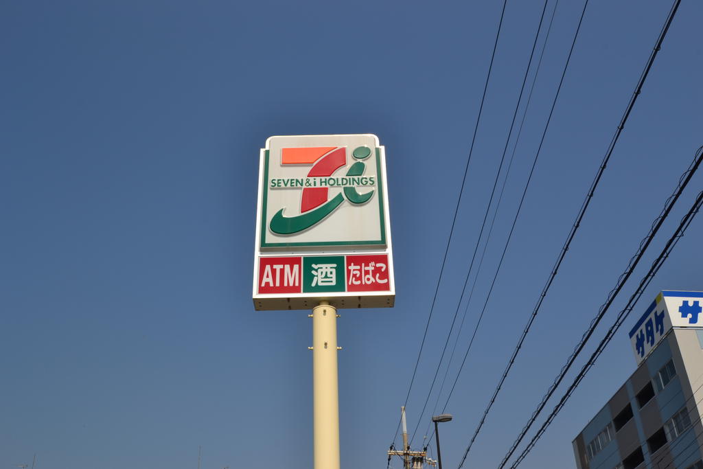 Convenience store. Seven-Eleven Toyonaka beach 1-chome to (convenience store) 482m