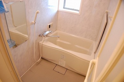 Bath. This add-fired function with bathroom was replaced with Pikkapikka