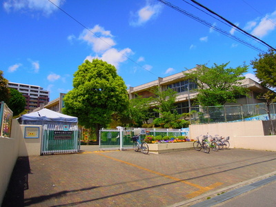 Primary school. Higashioka 150m up to elementary school (elementary school)