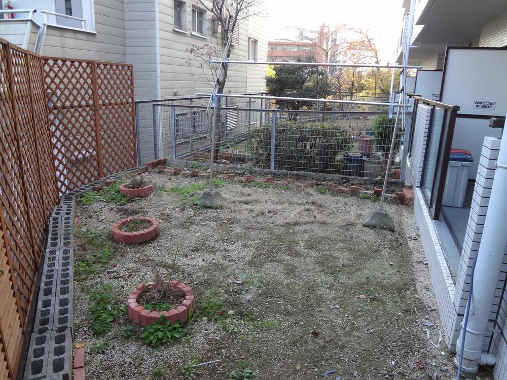 Garden. It is a garden of about 20 sq m.