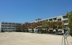 Primary school. Toyonaka 1039m until the Municipal Sakurai Tanihigashi Elementary School