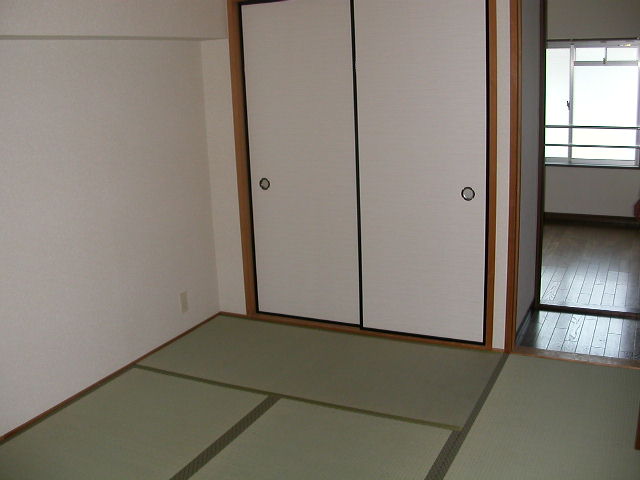 Other room space. 2F Japanese-style room