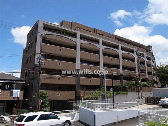 Local appearance photo. Cerezo Court Toyonaka Sakurano the town of appearance (from the south)