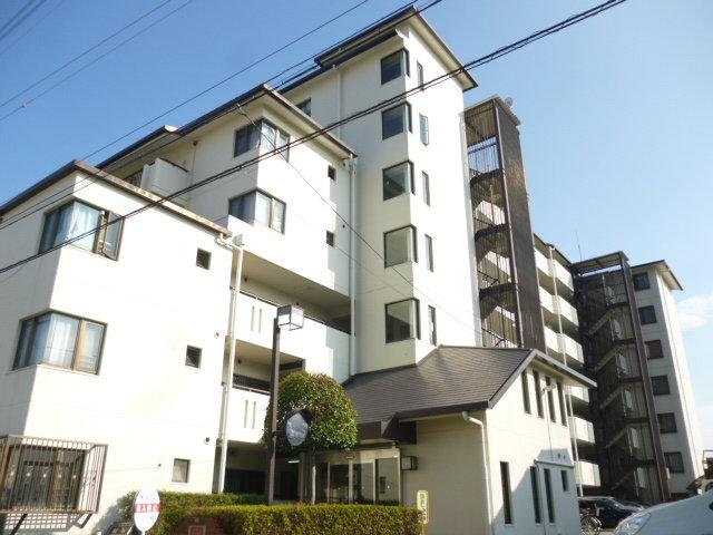 Local appearance photo. Exterior surrounding environment favorable convenient for transportation