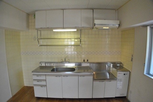 Kitchen. Kitchen