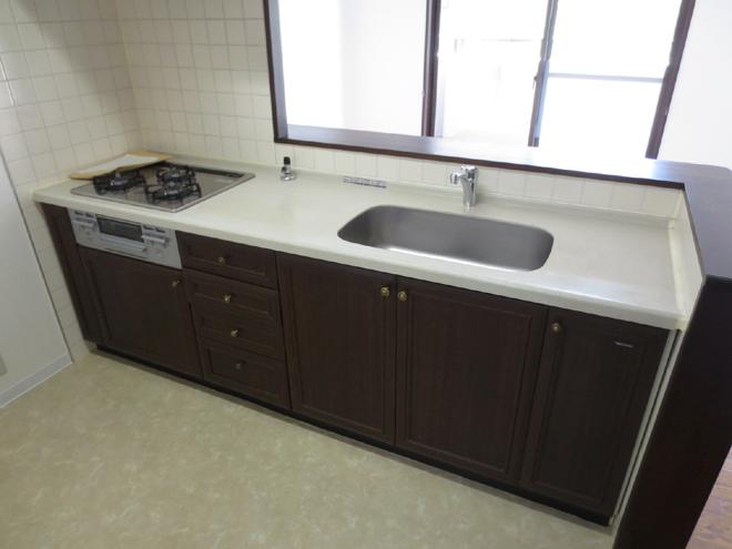 Kitchen. System kitchen (glass top stove)