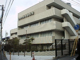 library. 54m to Toyonaka Tachioka the town library (library)