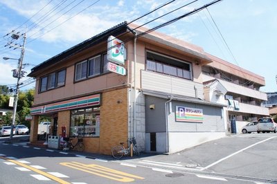 Convenience store. 360m to Seven-Eleven (convenience store)