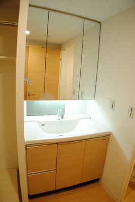 Washroom.  ※ It will be in the photo of the model room of the same properties. 