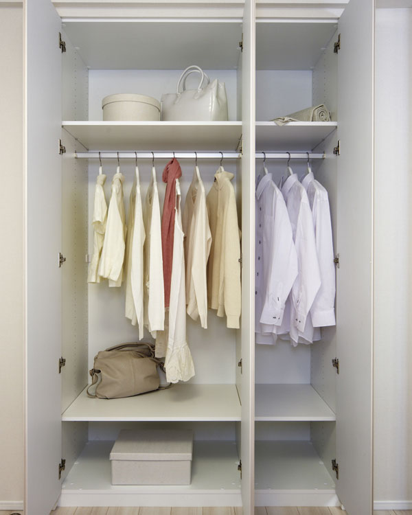 Receipt.  [Large closet] Prepare a closet of large capacity in Western-style. Clean you can use To spacious room (same specifications)