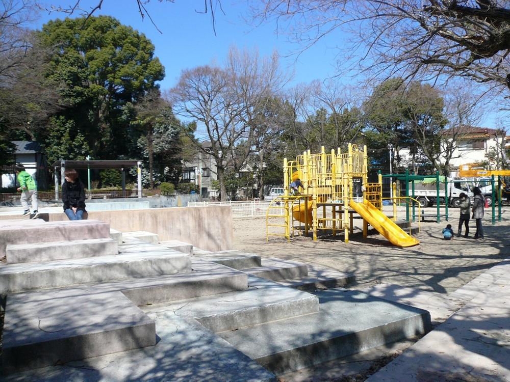 park. Until Inariyamakoen 390m