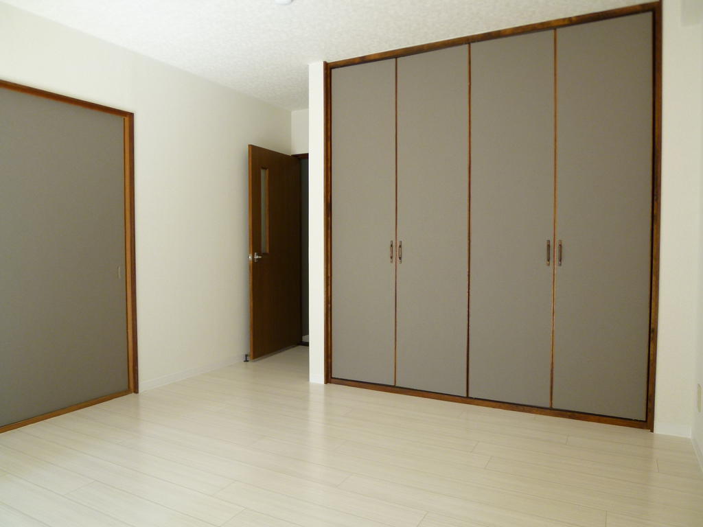 Other room space