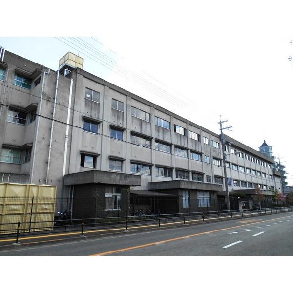 Junior high school. 1036m Kyuhoji junior high school until Yao Municipal Kyuhoji junior high school