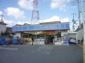 Convenience store. 749m until Lawson Yao Onjikita the town store (convenience store)