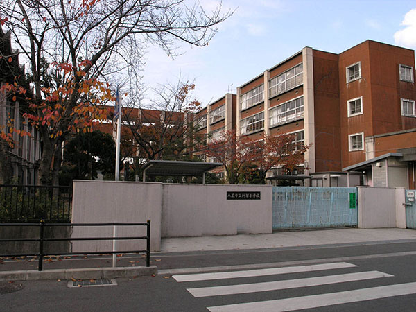 Primary school. Osakabe up to elementary school (elementary school) 1200m