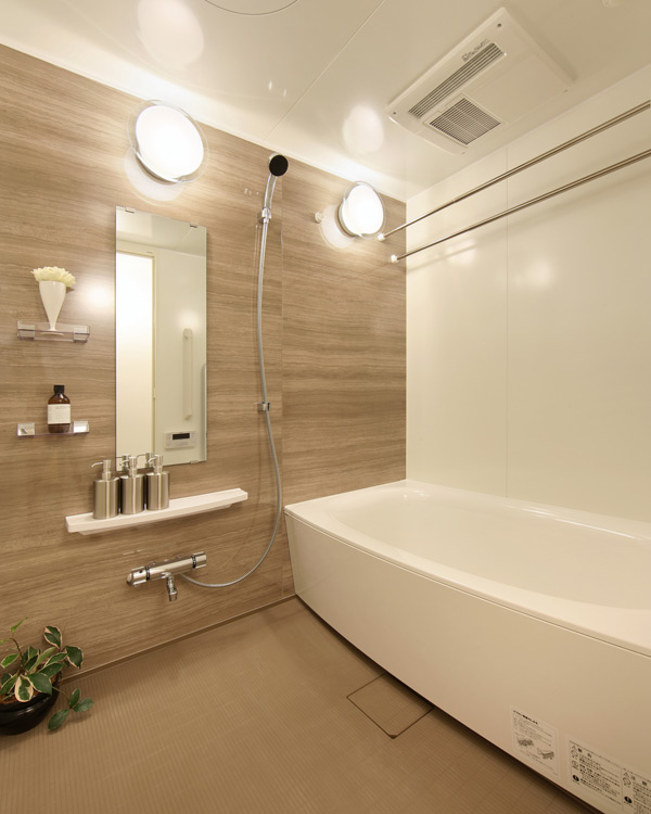 Bathing-wash room.  [Bathroom] It can be automatically operated by a single switch, Bathroom of full Otobasu system adopted. Arcuate tub attractive friendly form, such as inviting people. Bathing time to heal the fatigue of the day is more will be fun (WI-Mb type model room)