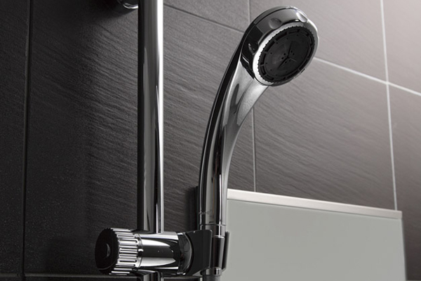 Bathing-wash room.  [Slide bar shower] Freely slide bar height adjustment of the shower head. Shower head is equipped with a comfortable massage function (same specifications)