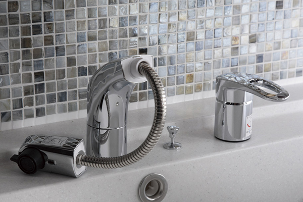 Bathing-wash room.  [Hand shower single lever mixing faucet] Pull out the head unit is a hand shower single lever mixing faucet that can clean the bowl (same specifications)