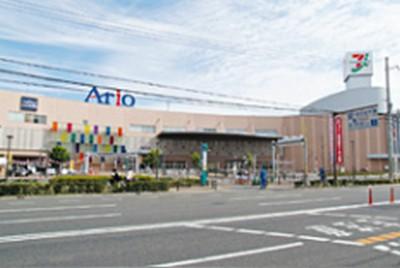 Shopping centre. To Ario Otori 1400m