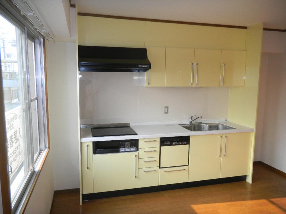 Kitchen. ☆ Dish washing and drying machine built-in kitchen