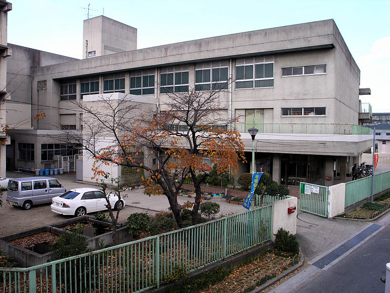 Primary school. 207m until Yao Municipal Takayasu Nishi Elementary School (elementary school)