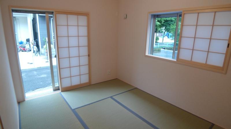 Same specifications photos (Other introspection). Fixtures Allowed also Japanese-style room!