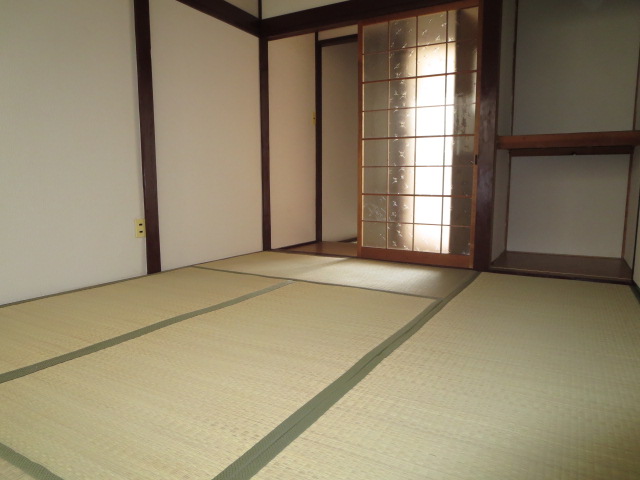 Other room space. Japanese style room